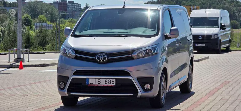 Toyota Proace - 1