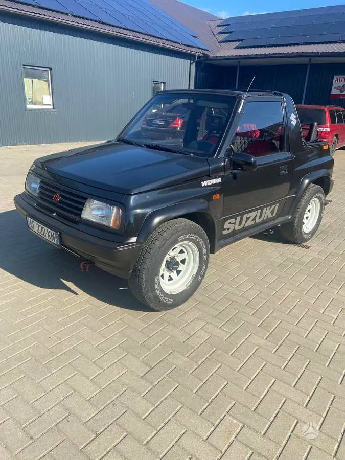 Suzuki Vitara - 1