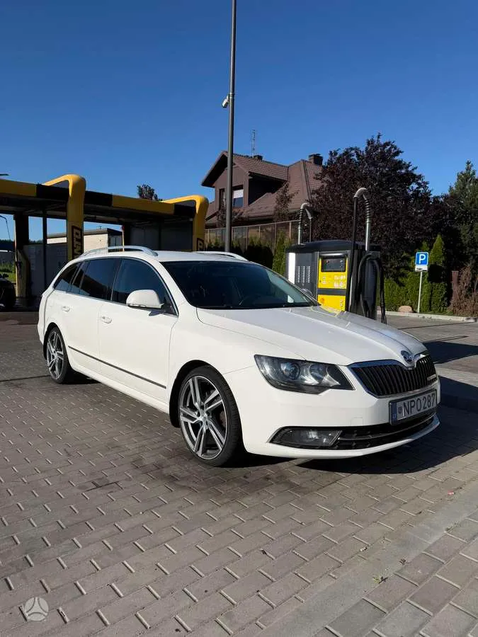 Škoda Superb - 1