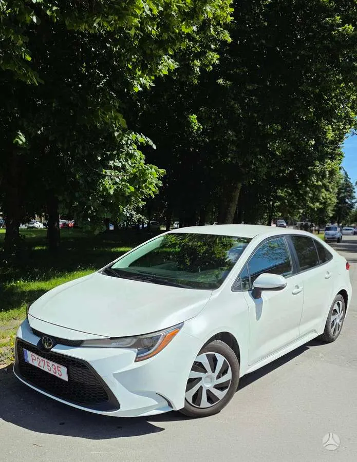 Toyota Corolla - 1