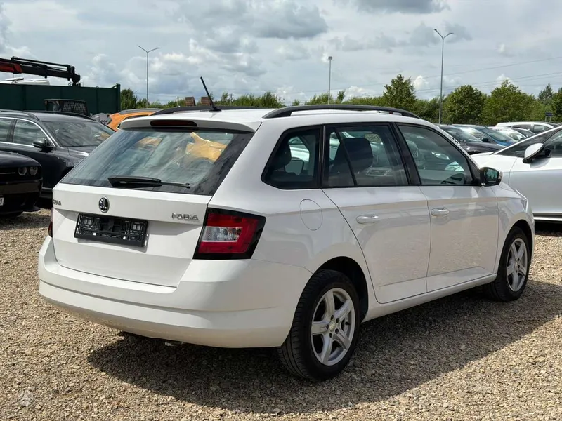 Škoda Fabia - 1