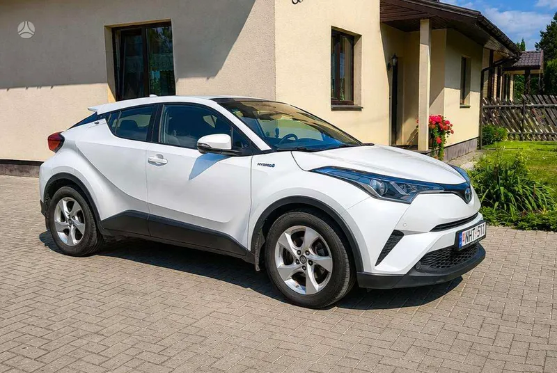 Toyota C-HR - 1