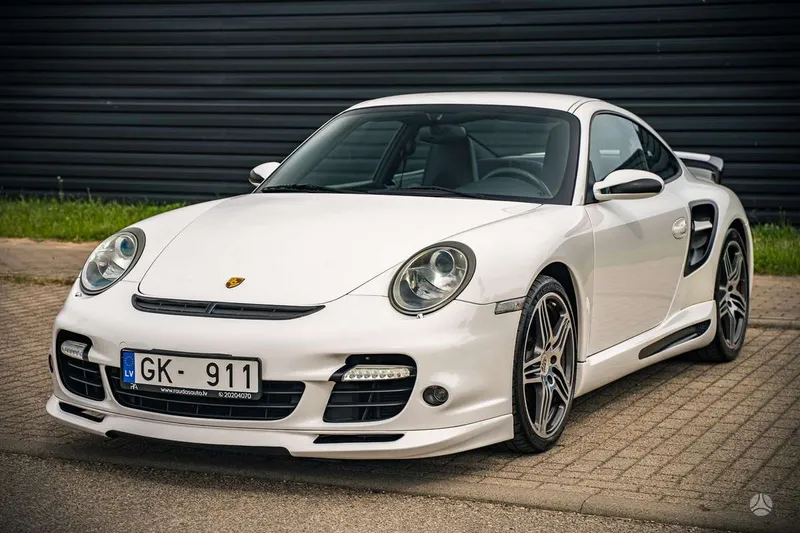 Porsche 911 - 1