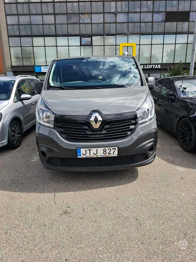 Renault Trafic - 1