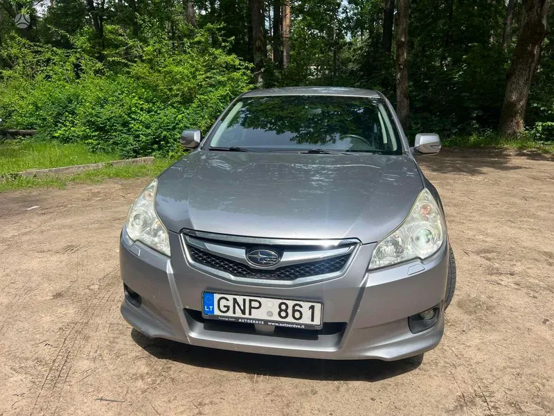 Subaru Legacy - 1