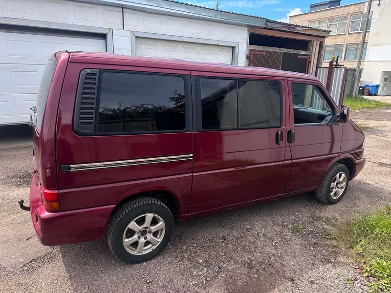 Volkswagen Volkswagen Caravelle