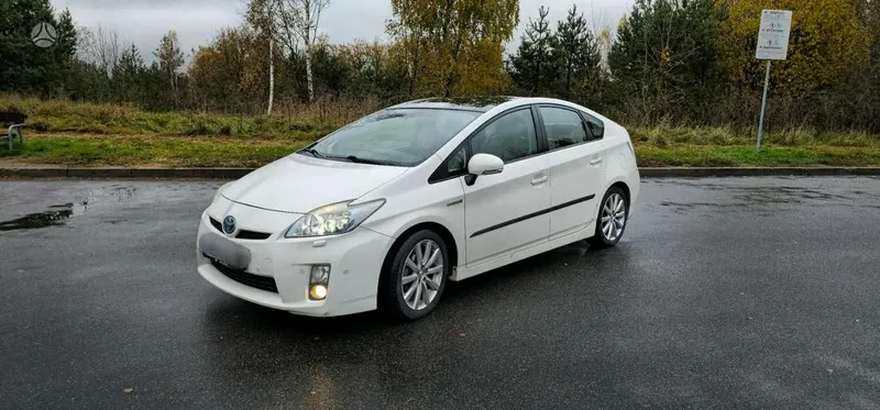 Toyota Prius - 1