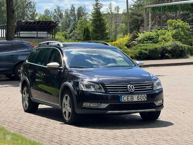 Volkswagen Passat Alltrack - 1