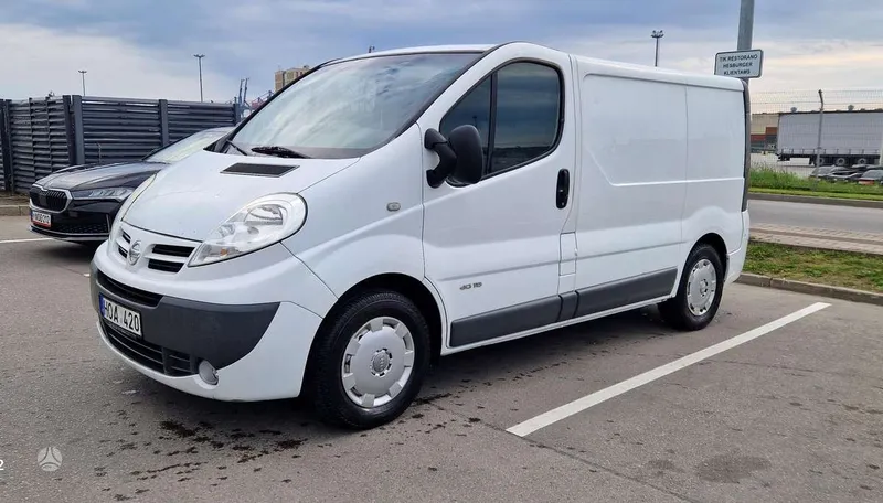 Renault Trafic - 1