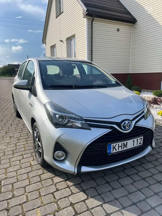 Toyota Yaris - 1