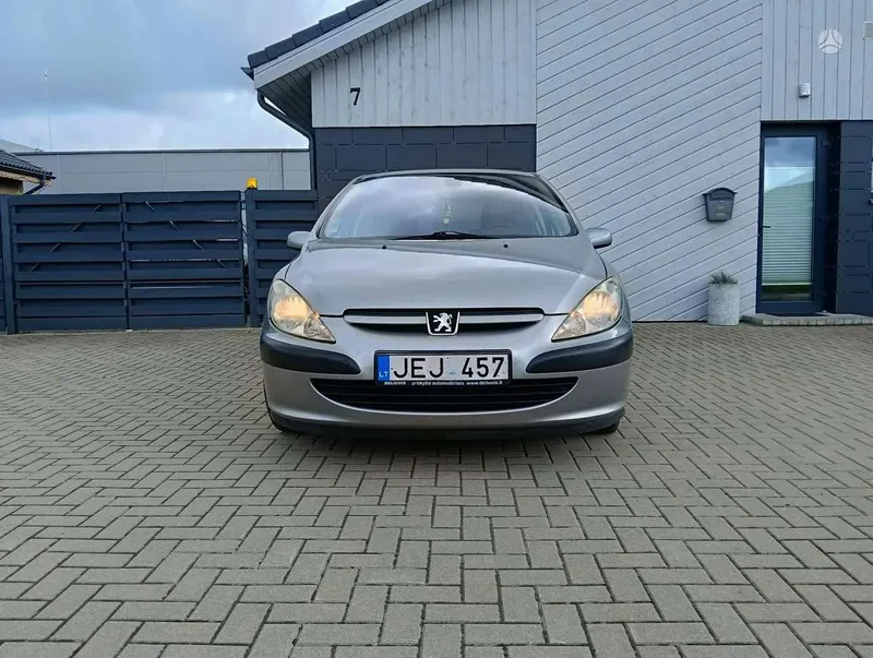 Peugeot 307 - 1