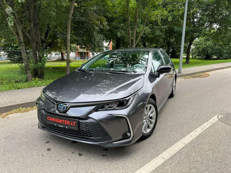 Toyota Corolla - 1