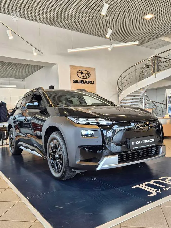 Subaru E-Outback - 1