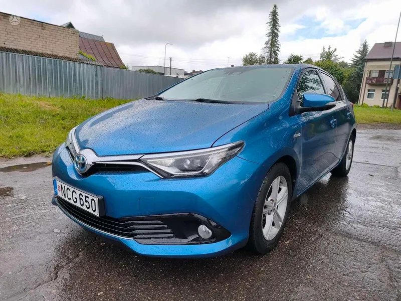 Toyota Auris - 1