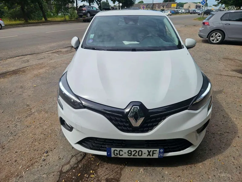 Renault Clio - 1