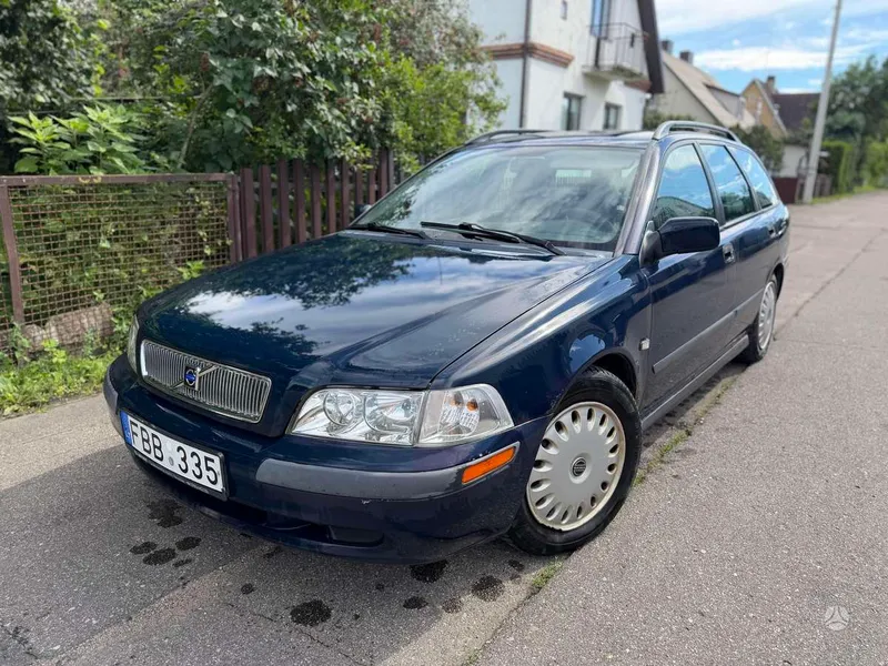 Volvo V40 - 1