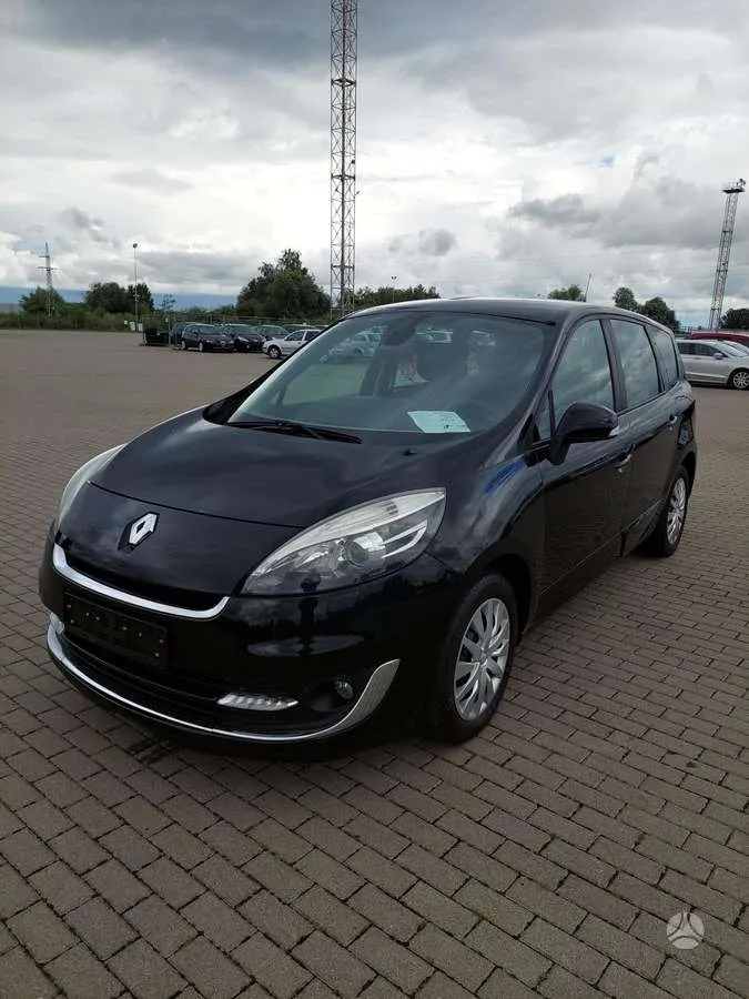 Renault Grand Scenic - 1