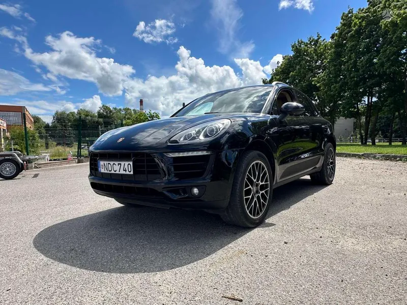 Porsche Macan - 1