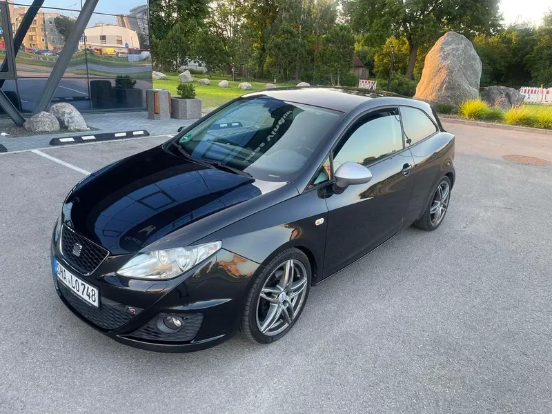 SEAT Ibiza - 1