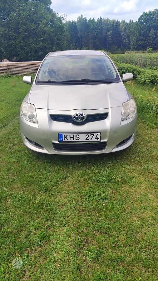 Toyota Auris - 1