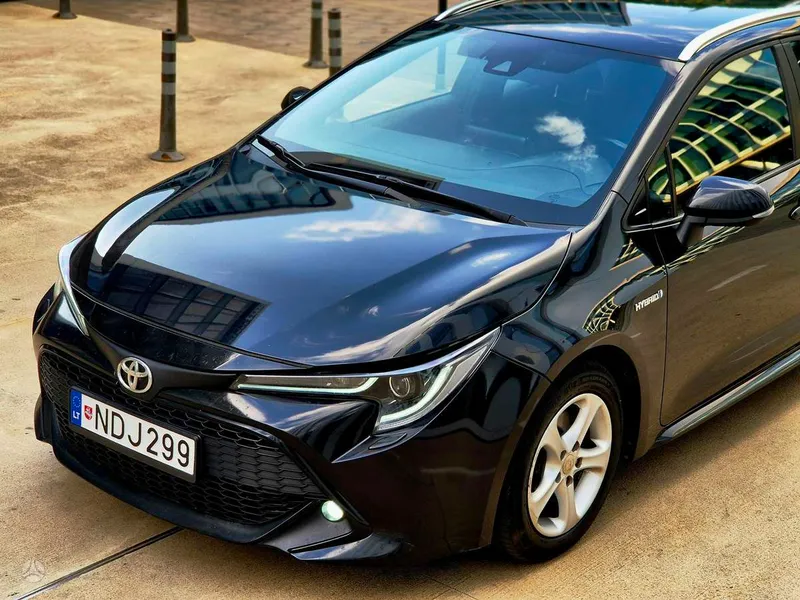 Toyota Corolla - 1