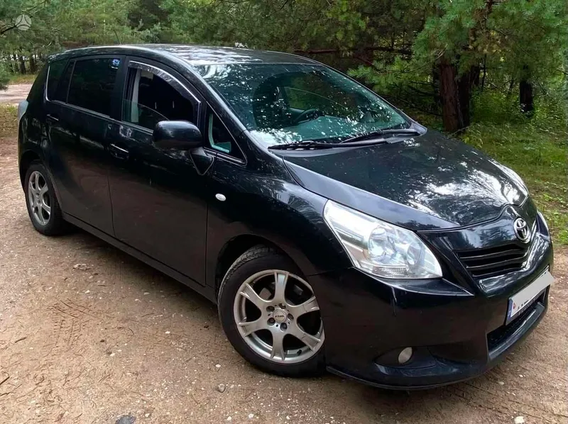 Toyota Toyota Verso