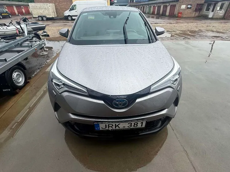 Toyota C-HR - 1