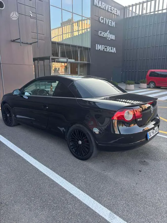 Volkswagen Eos - 1
