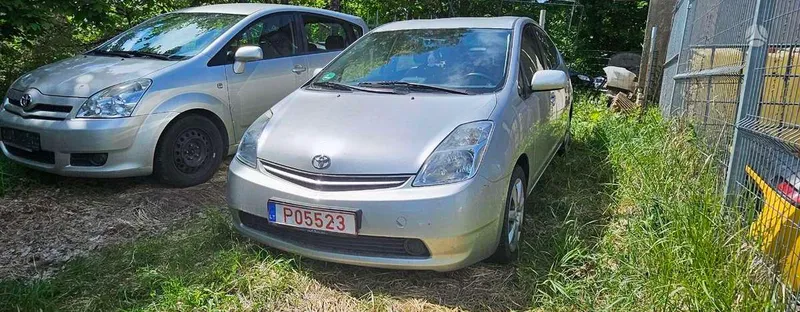 Toyota Prius - 1