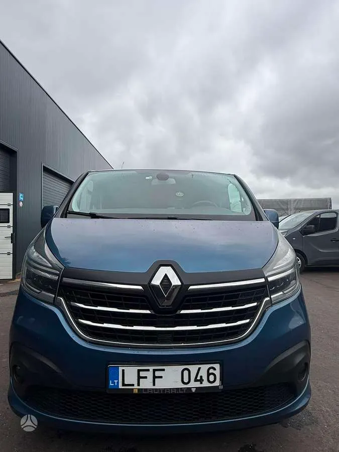 Renault Trafic - 1