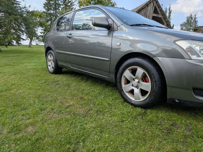 Toyota Corolla - 1