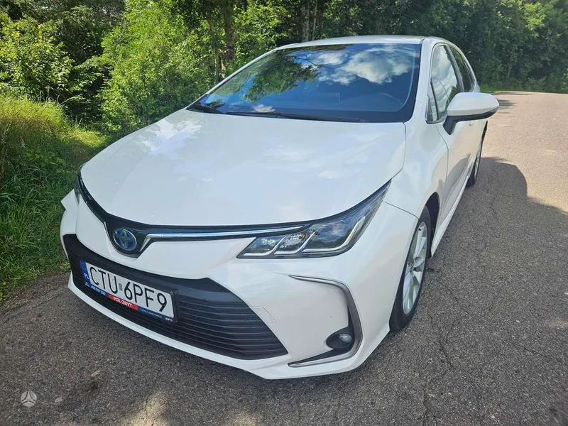 Toyota Corolla - 1
