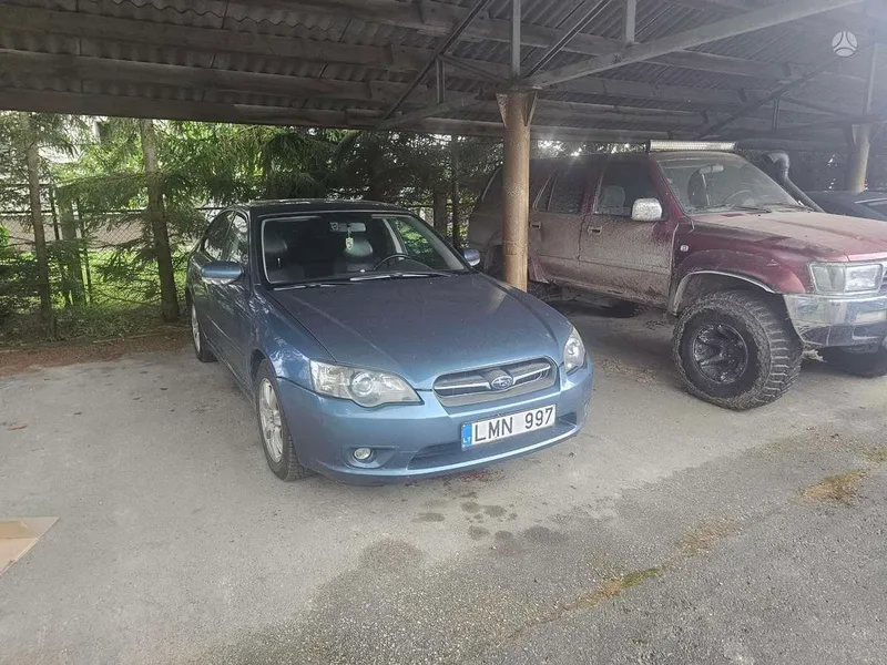 Subaru Legacy - 1