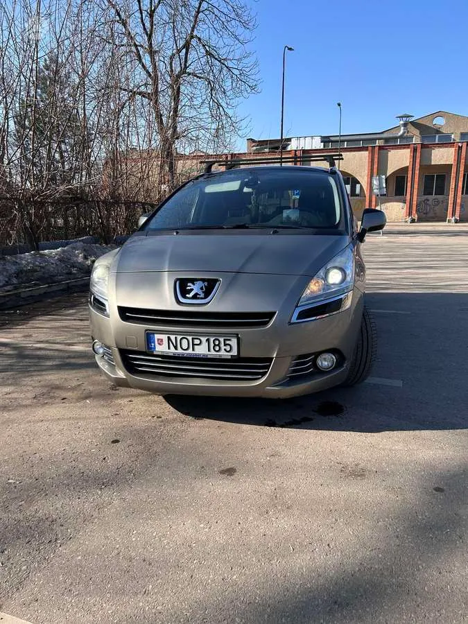 Peugeot Peugeot 5008