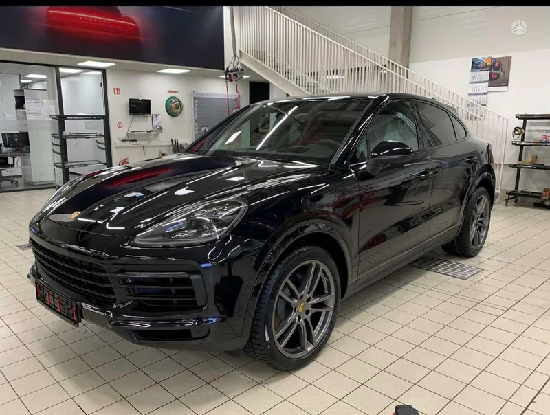 Porsche Cayenne Coupe - 1