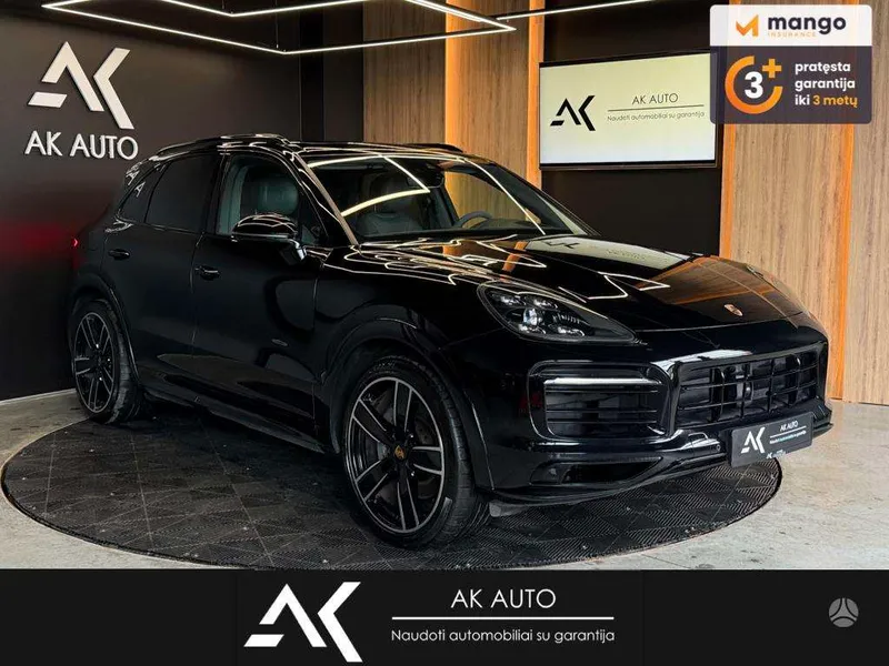 Porsche Cayenne - 1