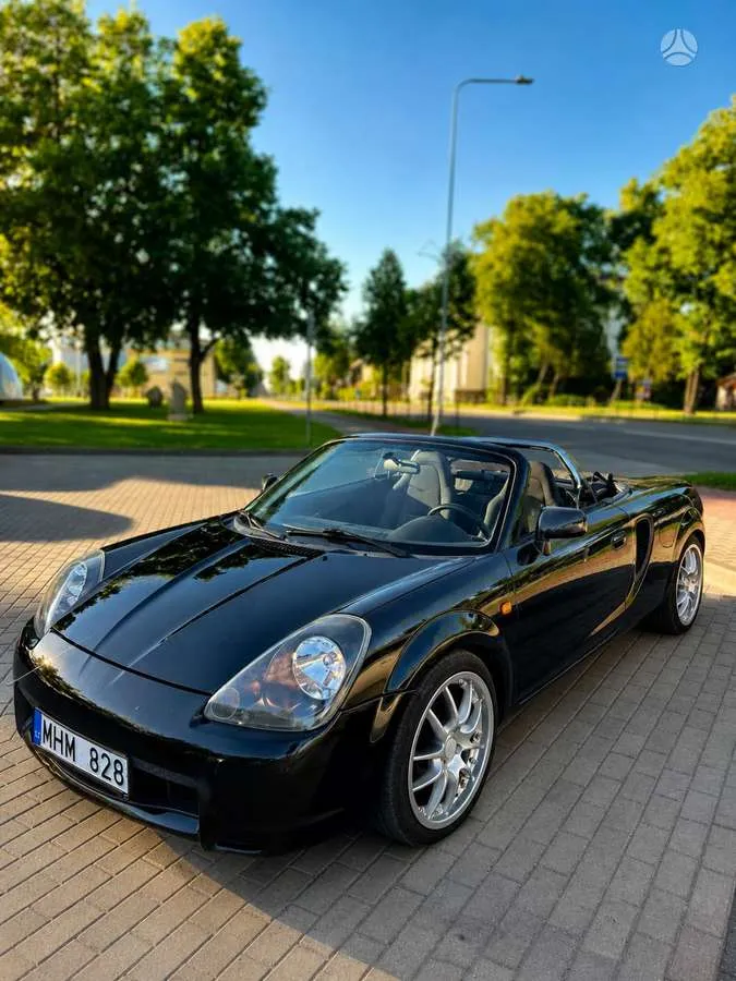 Toyota MR 2 - 1