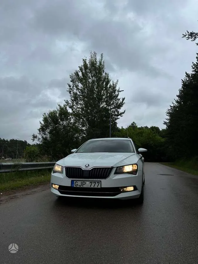 Škoda Superb - 1