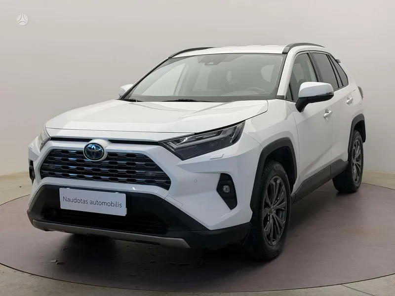 Toyota RAV4 - 1