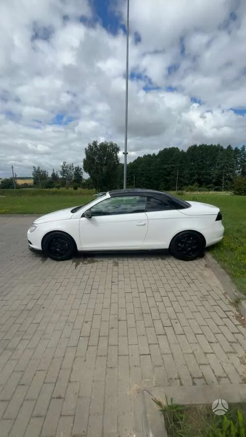 Volkswagen Eos - 1