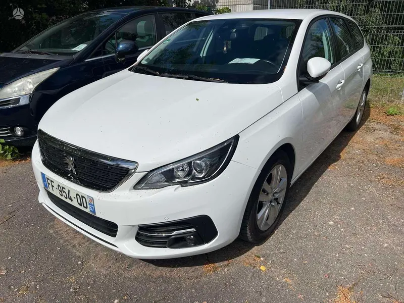 Peugeot 308 - 1