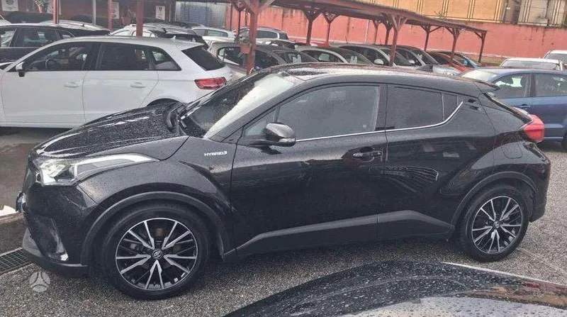 Toyota C-HR - 1