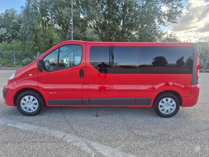 Renault Trafic - 1