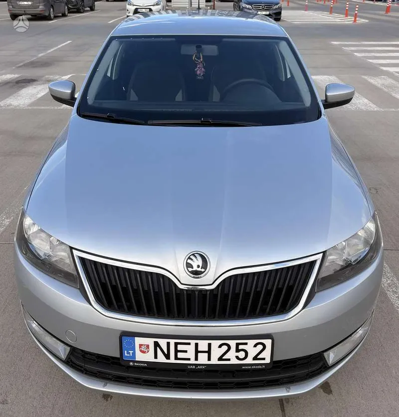 Škoda Rapid - 1