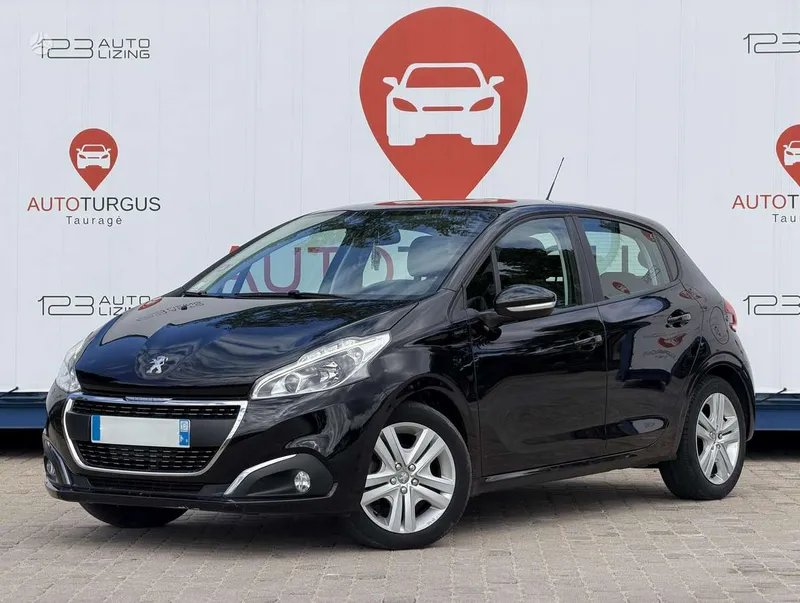 Peugeot 208 - 1