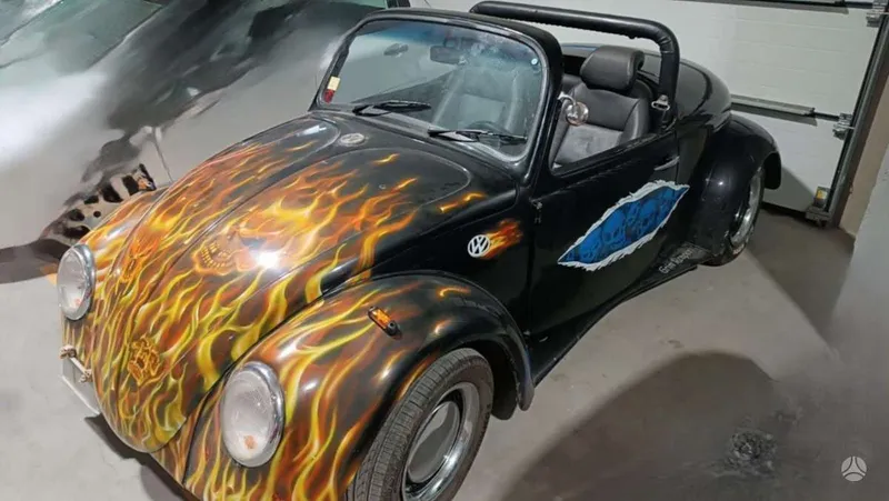 Volkswagen Beetle - 1