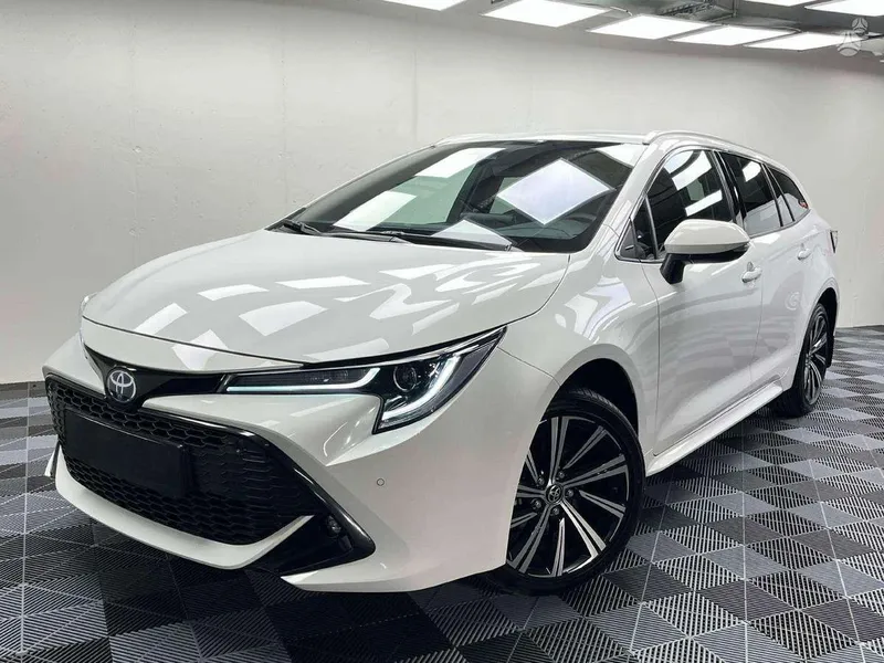 Toyota Corolla - 1