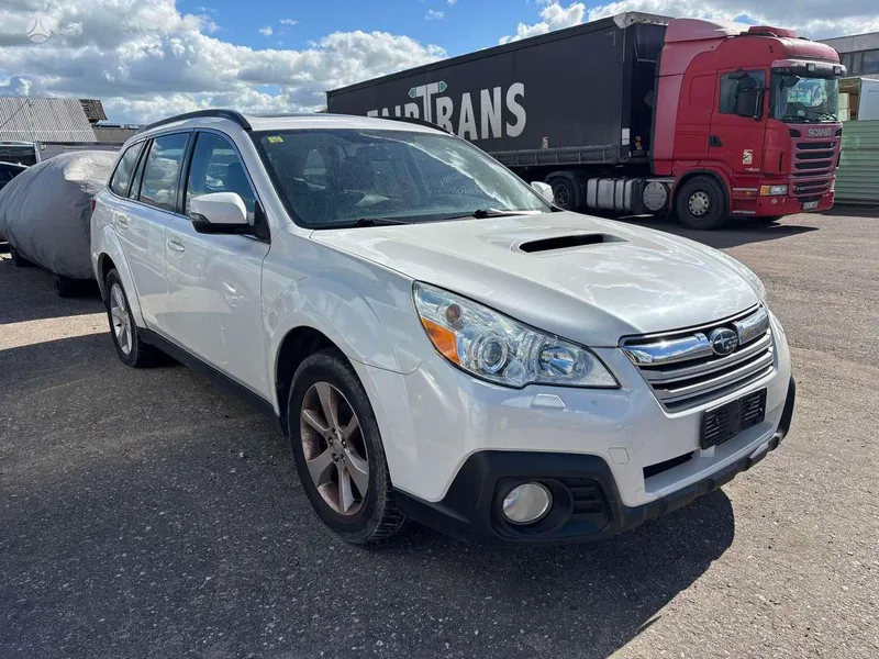 Subaru Outback - 1