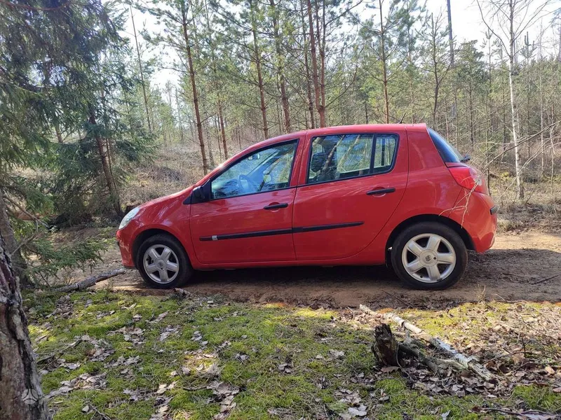 Renault Clio - 1
