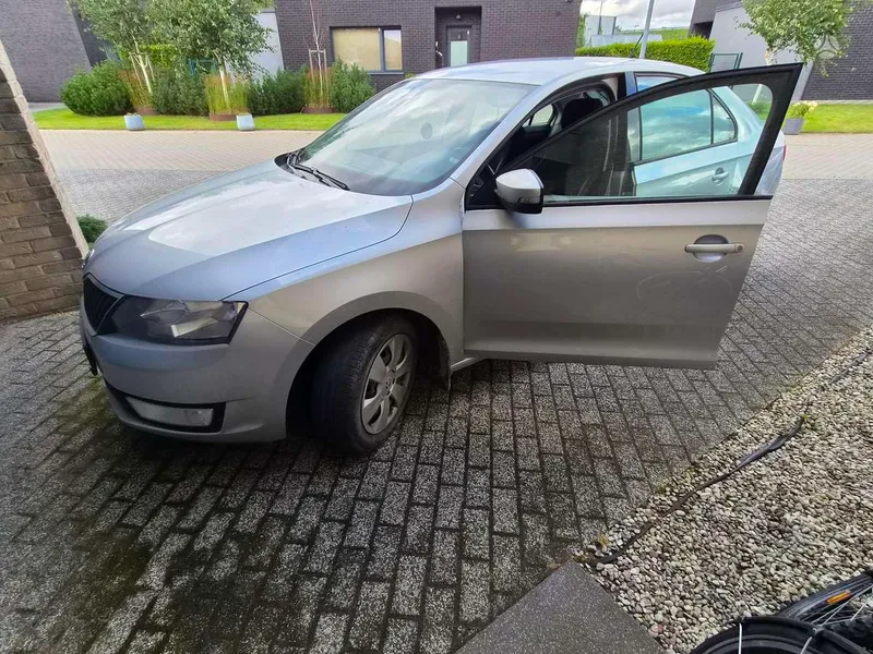 Škoda Rapid - 1